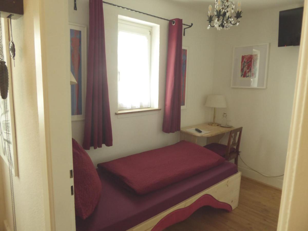 Pension Zur Rose Weil am Rhein Esterno foto